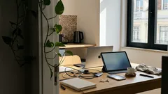 Por que a IA no trabalho pode causar “brain fry” — e como recuperar o foco sem perder produtividade