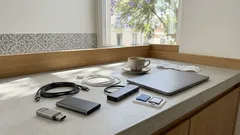 Iguais por fora, mas diferentes por dentro: a armadilha do USB‑C quando compra armazenamento