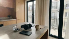 O seu “volume normal” é mesmo seguro? Sinais discretos e hábitos para proteger a audição