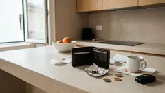 Porque é que há quem leve um cravinho embrulhado em papel de alumínio na carteira