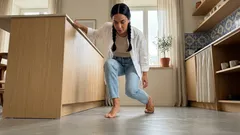 Tem a certeza de que precisa de chinelos em casa? O que muda quando anda descalço