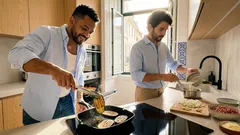 Musaca de beringela no forno: o conforto da lasanha, numa versão mais leve